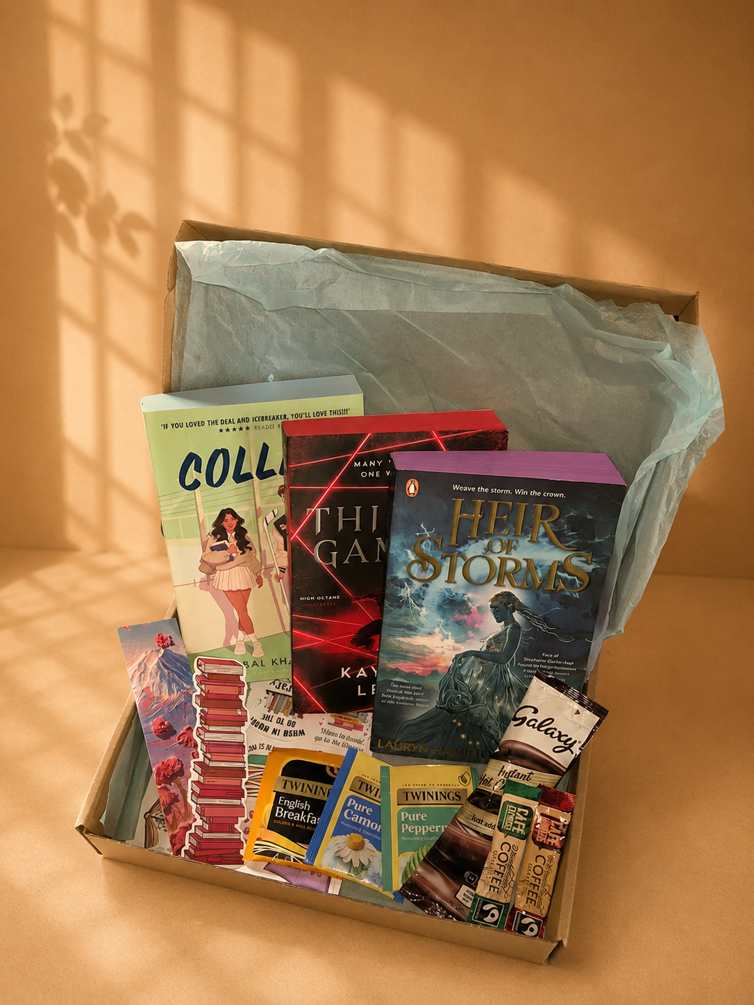 Pre-Loved Mystery Painted Edge Book Box