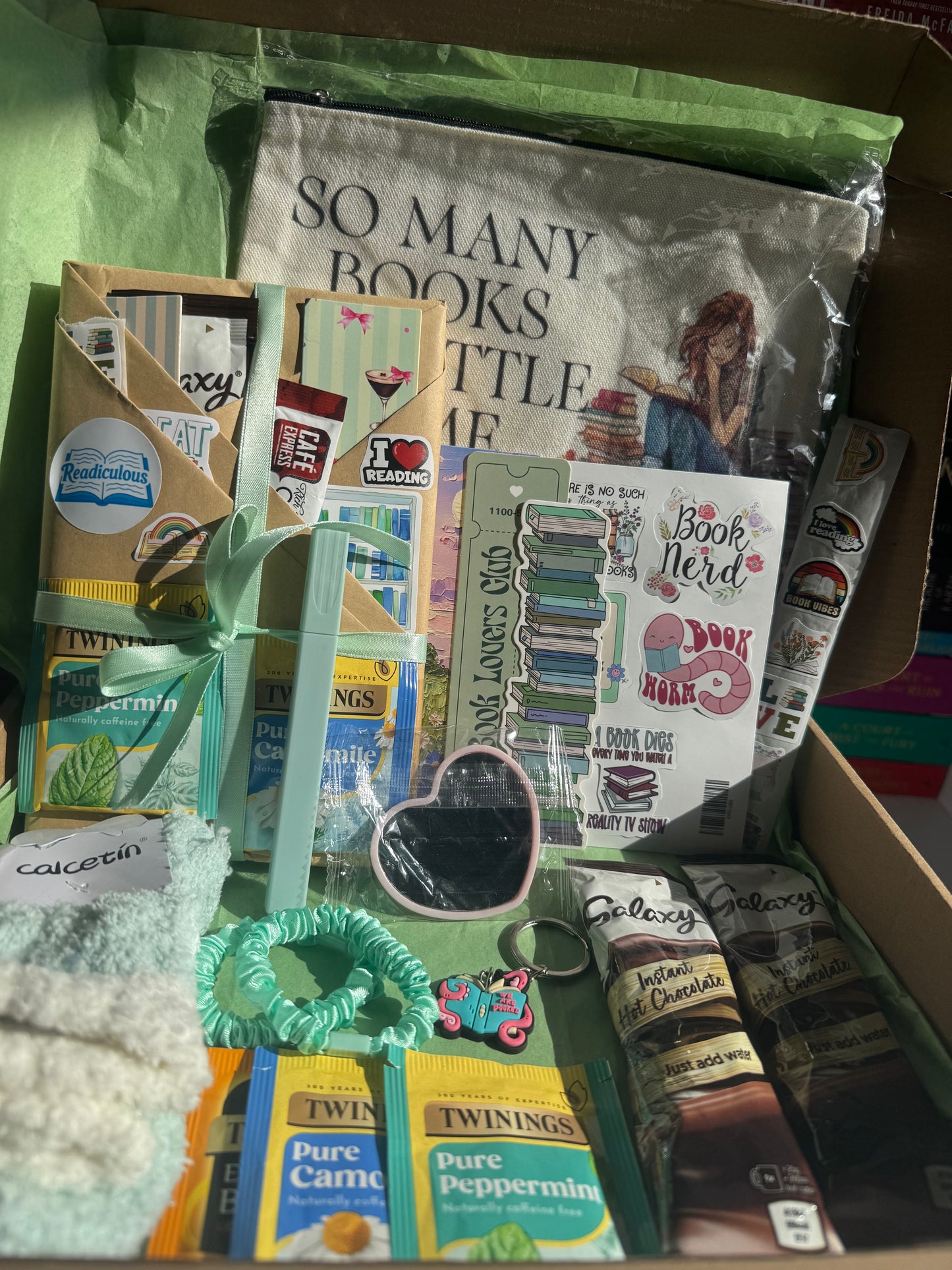 Blind Date With A Book Gift Box